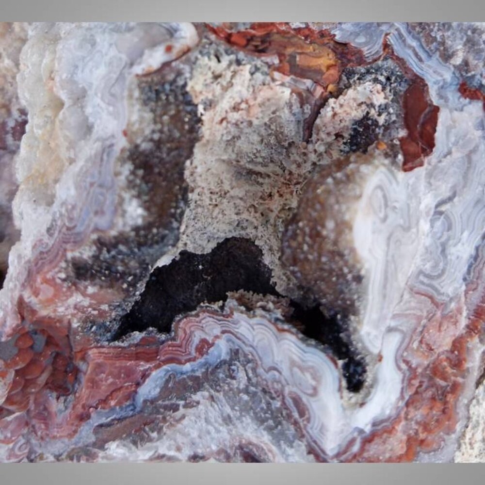 laguna lace agate crystal chunk 01 Protection Grounding - Picture 7 of 8